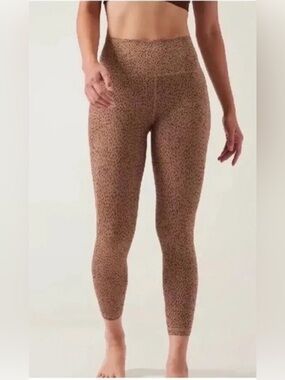 Athleta Salutation Stash Pocket 7/8 Tights XS Cheetah Leopard Animal Print